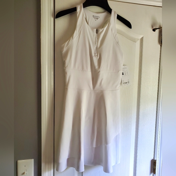 NWT Athleta Break Point Dress in Bright White A-C Cup Size Medium - Picture 2 of 7